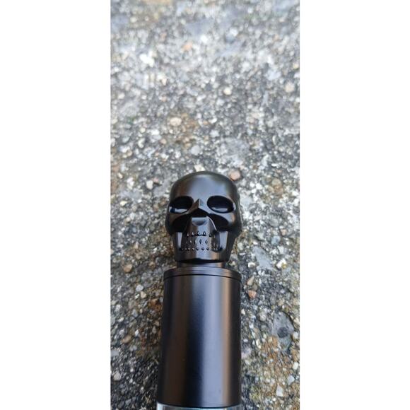 IONI Metallic Purple Liquid Eyeshadow Día De Los Muertos Skull Makeup Halloween - Picture 2 of 3